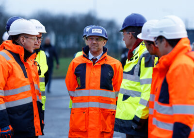 La Géothermie à l’honneur :  Marc Ferracci, Ministre chargé de l’Industrie et de l’Énergie, en visite sur  le chantier d’Arverne Group à Paris-Charles de Gaulle